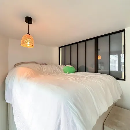 Cozy & Charming Nest Near Montparnasse パリ